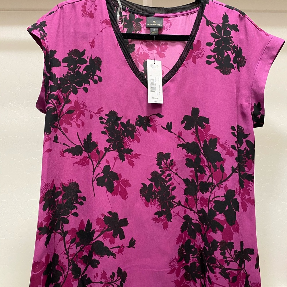 NWT MEDIUM WORTHINGTON TOP
